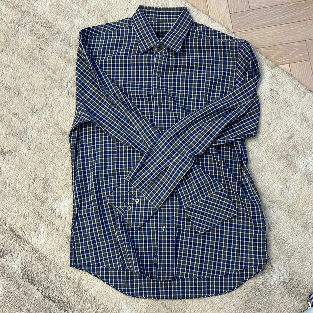 Men’s Zachary Prell Button Down (Medium)